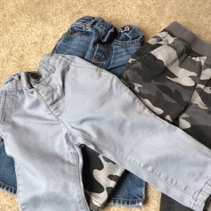 Like new boys pants size 12-18 month